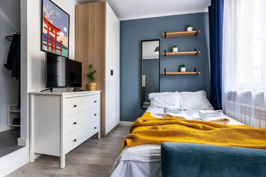Close-Central Warsaw Apartment - Great Location - Stylish Studio Apartment - Ogrodowa#3 0*,  Poland